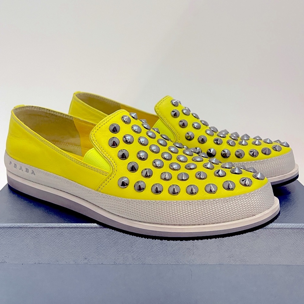 PRE-LOVED PRADA Calzature Donna Sports Leather Loafers with Studs Size: 8.5